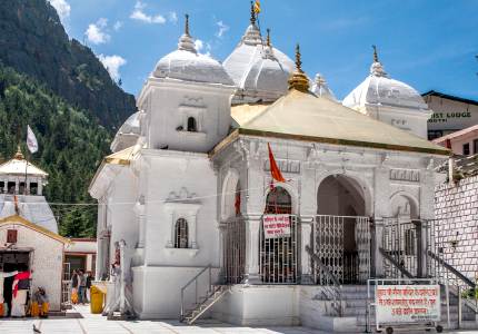 Sacred Char Dham Tour