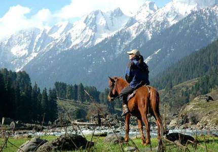 Jammu Srinagar Gulmarg Tour Starting & Ending Chandigarh