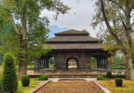 Chandigarh to Srinagar 5 Days Kashmir Escape